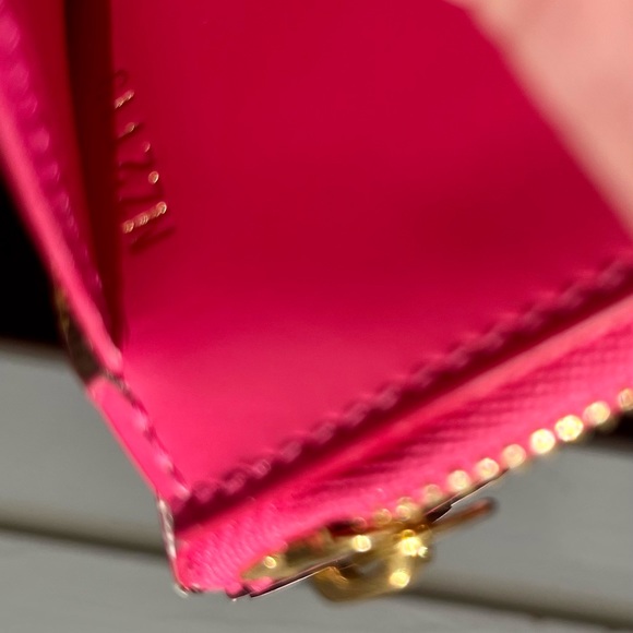 Louis Vuitton Flower Bloom Card Holder - Picture 4 of 9